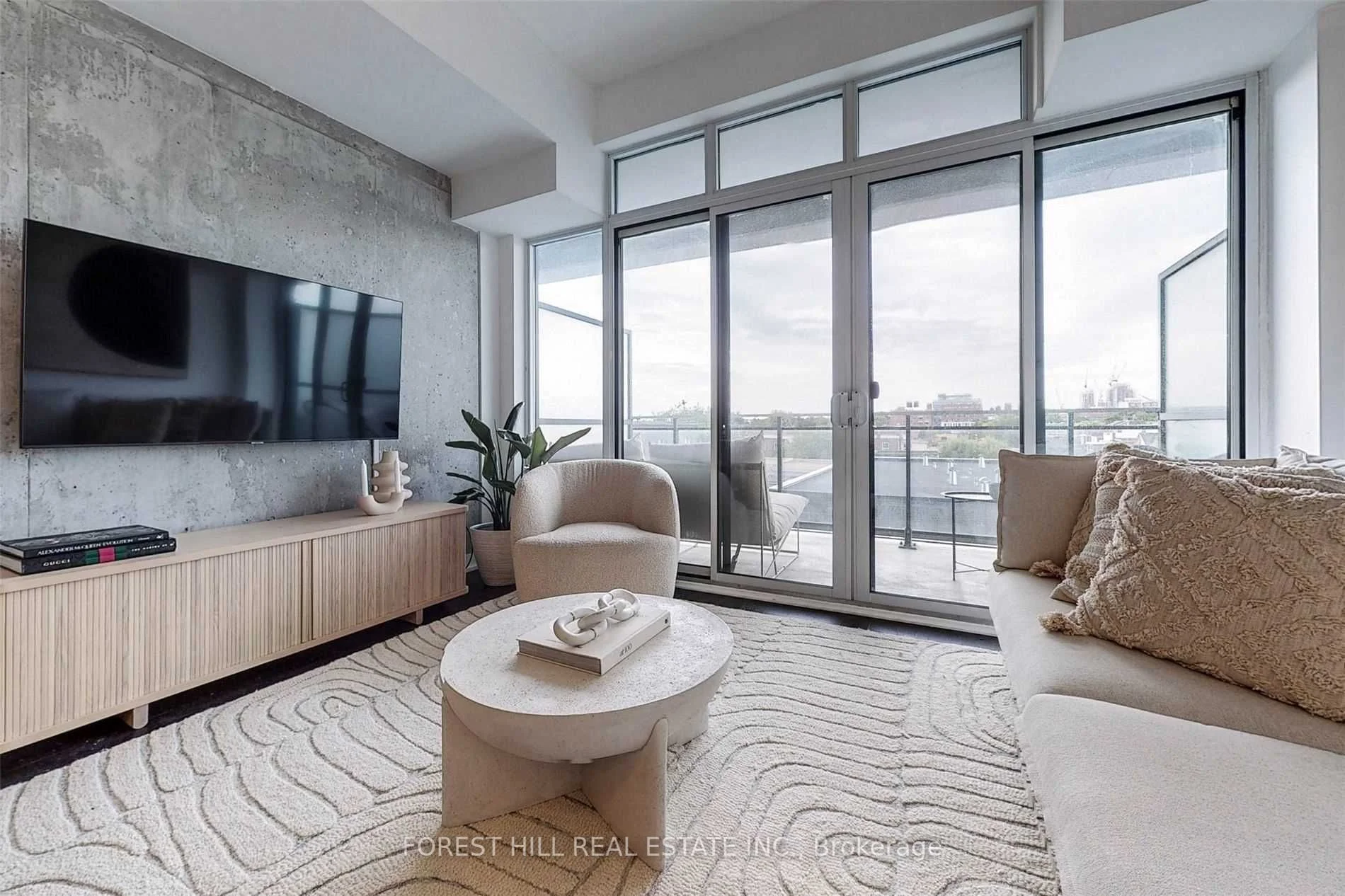 205 Manning Avenue 403, Toronto C01, On M6j 2k7