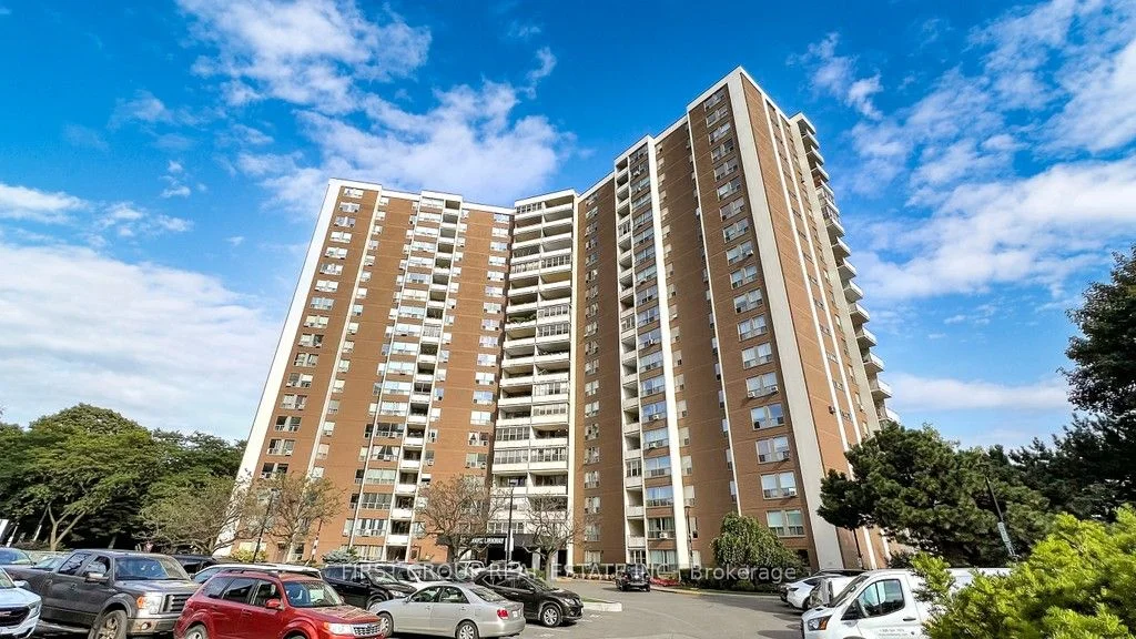 Condo Apartment in Toronto