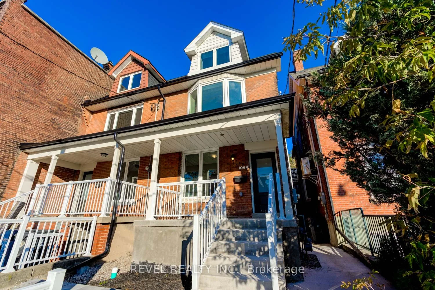 1064 College Street Bsmt, Toronto C01, On M6h 1a9
