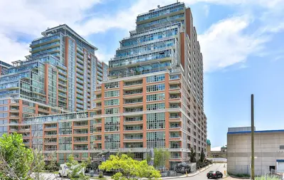 Condo Apartment in Toronto