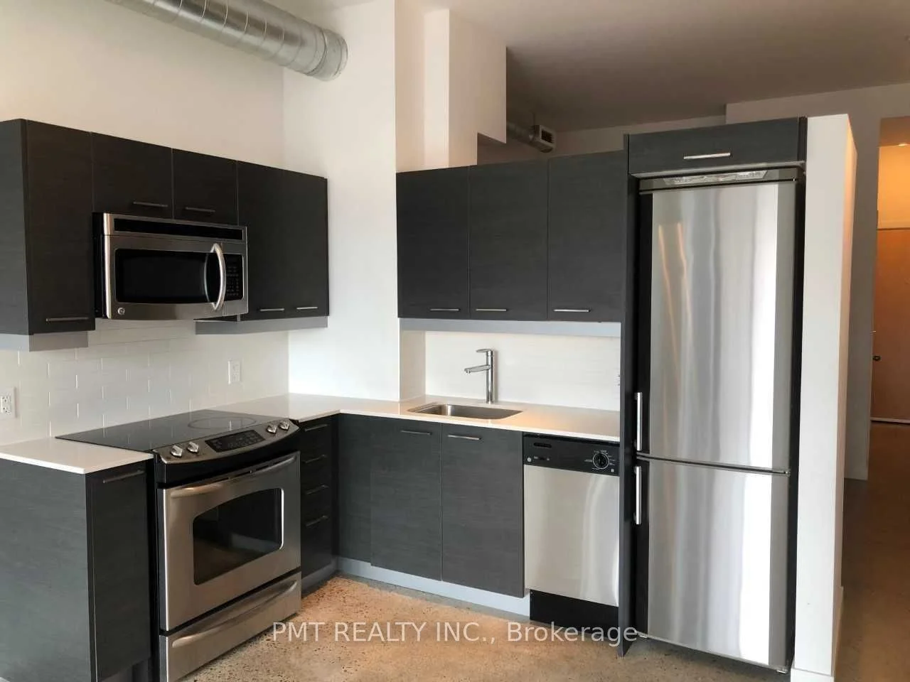 510 King Street W 309, Toronto C08, ON M5A 1M1