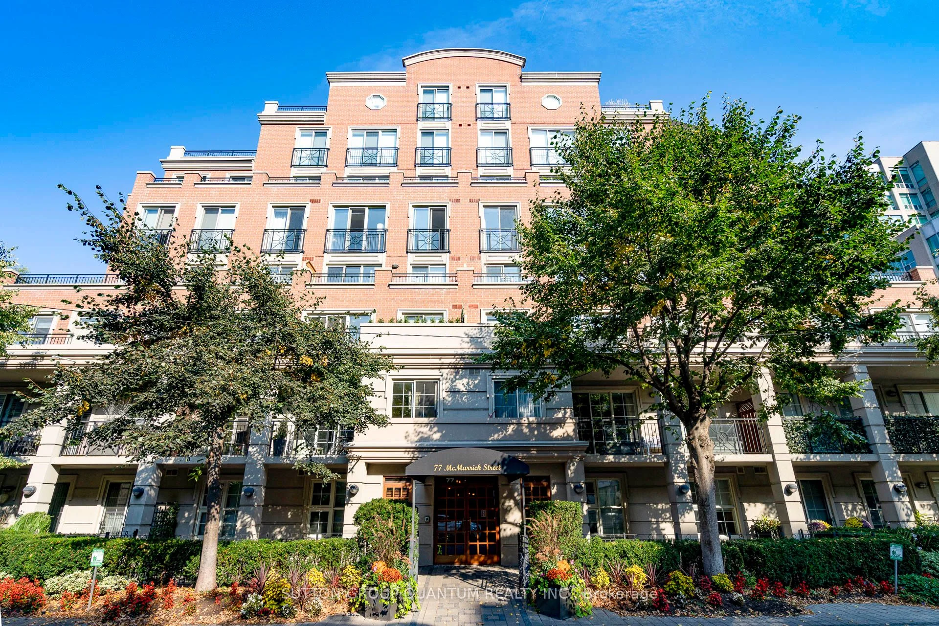 77 Mcmurrich Street 209, Toronto C02, On M5r 3v3