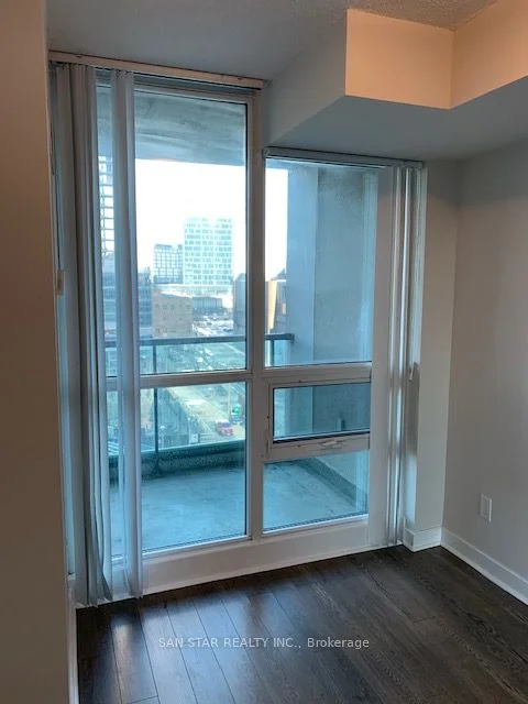 12 Yonge Street 803, Toronto C01, ON M5E 1Z9