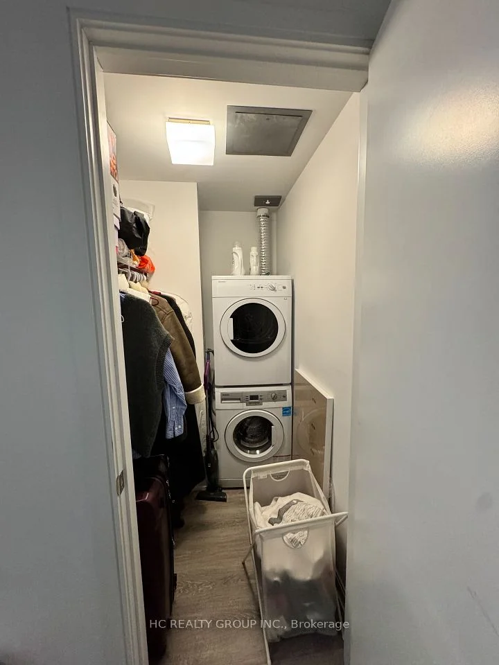 50 Charles Street E 3102, Toronto C08, ON M4Y 1T1