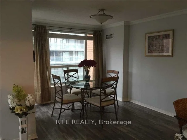 887 Bay Street 1604, Toronto C01, On M5s 3k6