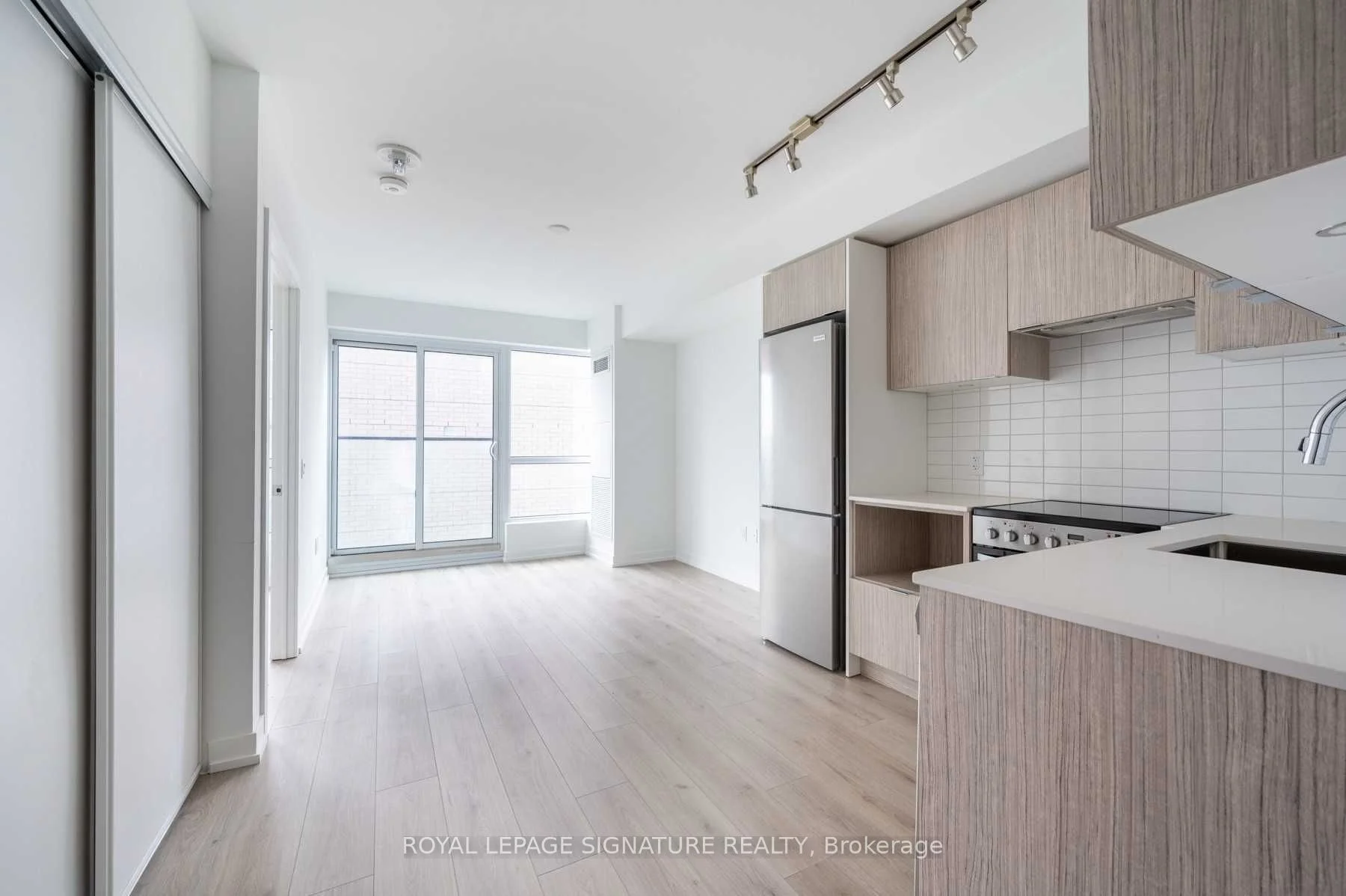 395 Bloor Street E 1210, Toronto C08, On M4w 0b4