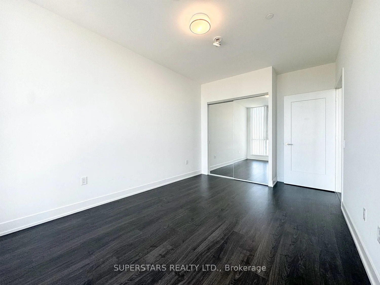 30 Inn On The Park Drive 614, Toronto C13, ON