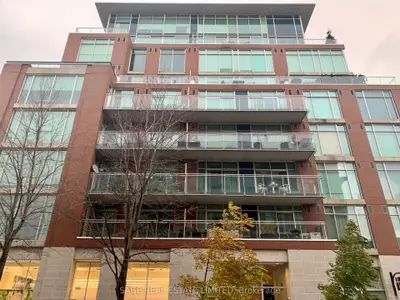 301 Markham Street 303, Toronto C01, On M6j 3x2