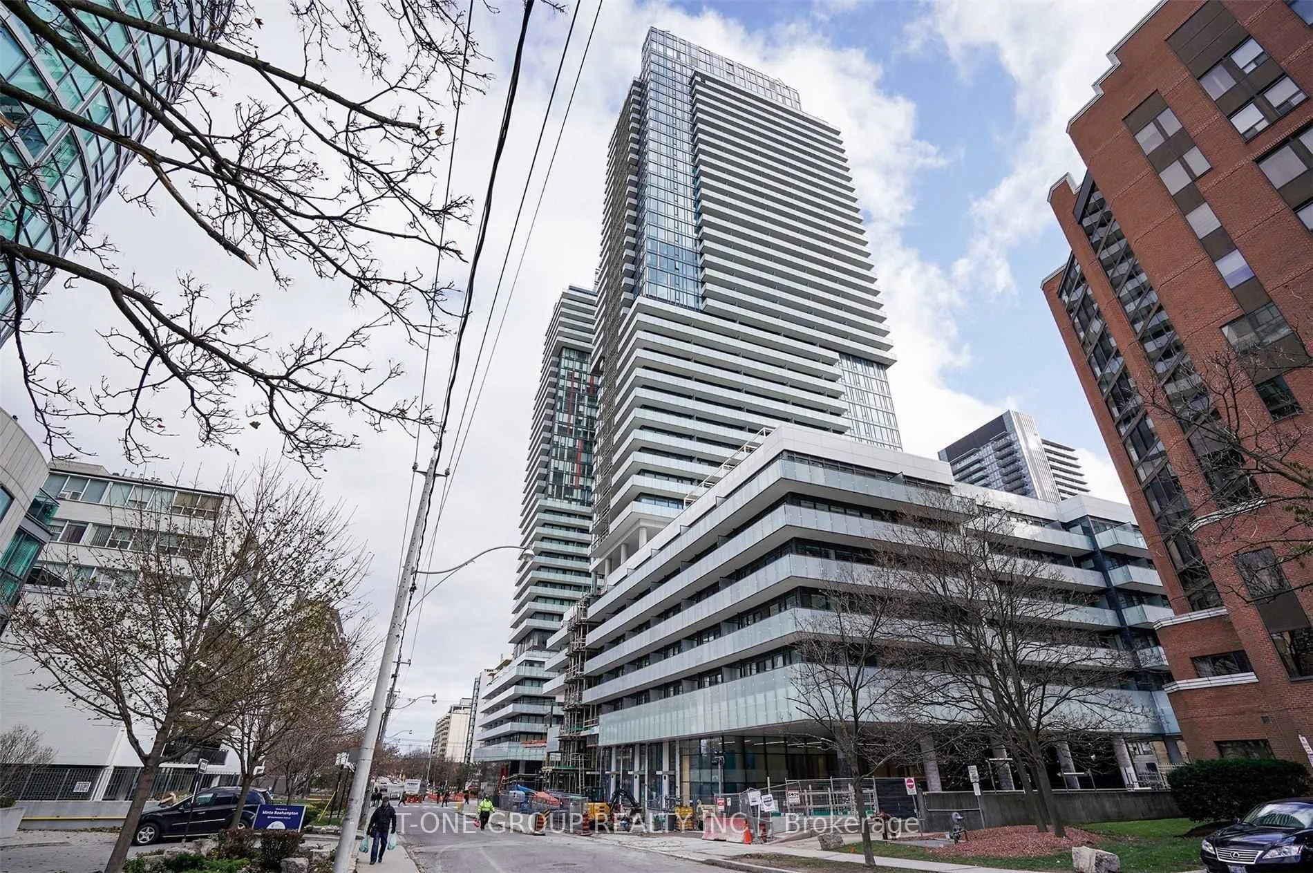 Condo Apartment in Toronto