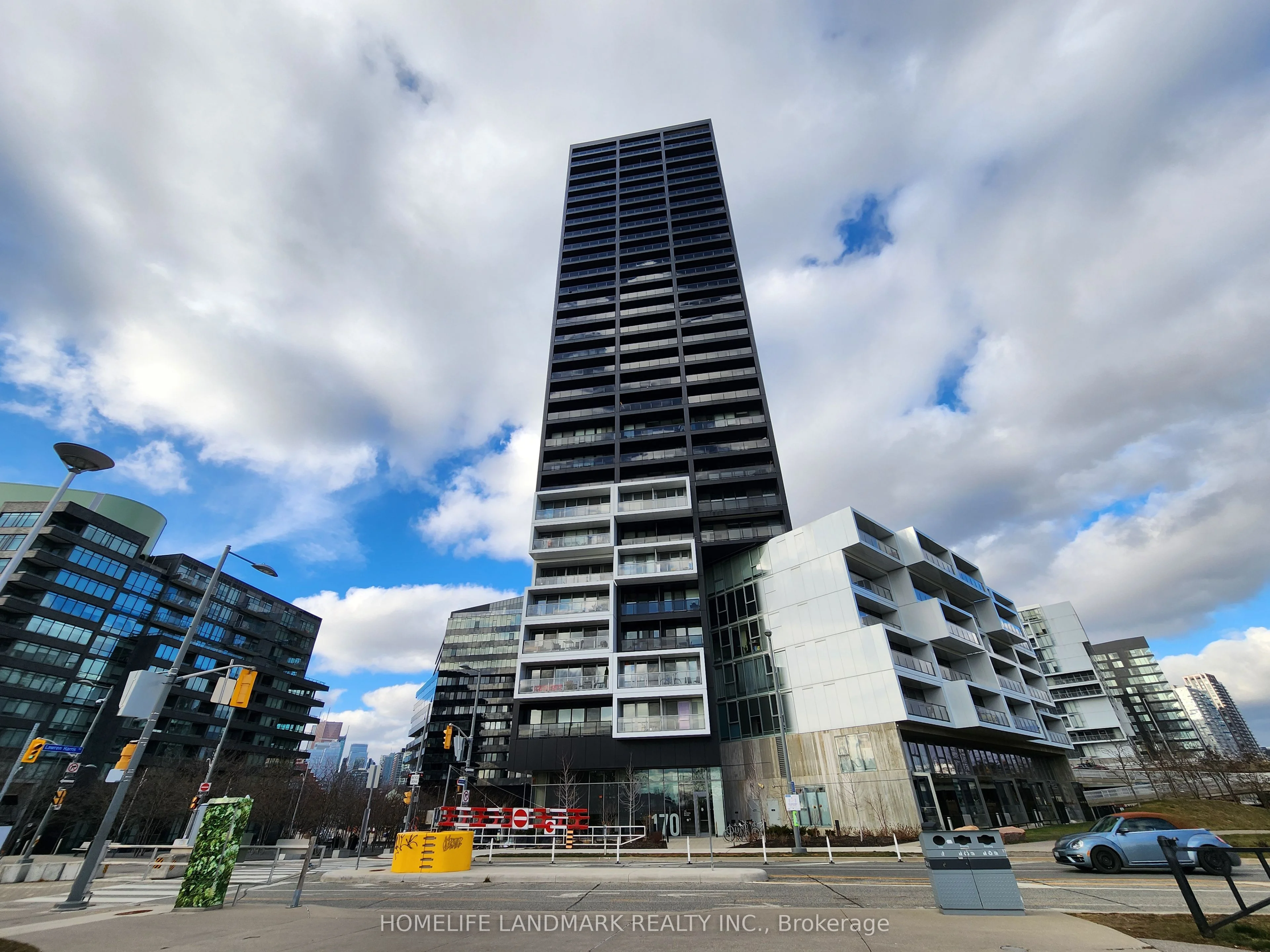 Condo Apartment in Toronto