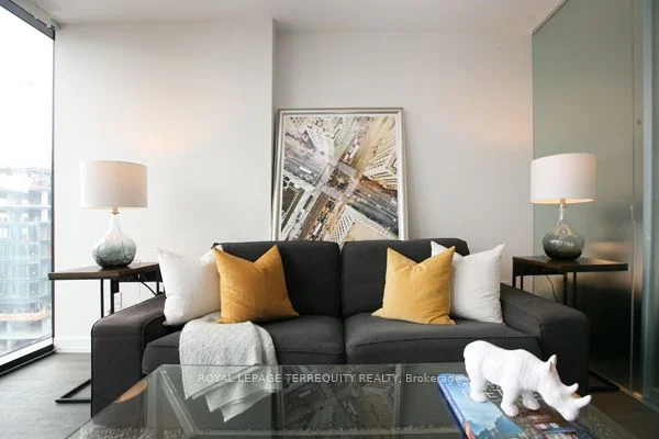 629 King Street W 1315, Toronto C01, On M5v 0g9
