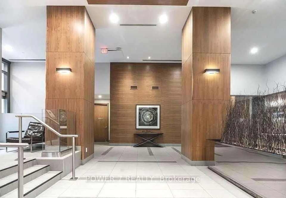 295 Adelaide Street W 503, Toronto C01, ON M5V 0L4