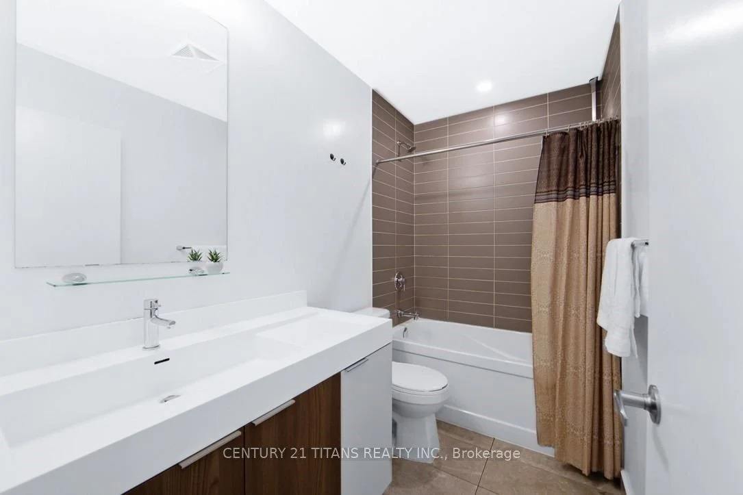 20 Tubman Avenue 302, Toronto C08, ON M5A 0M5