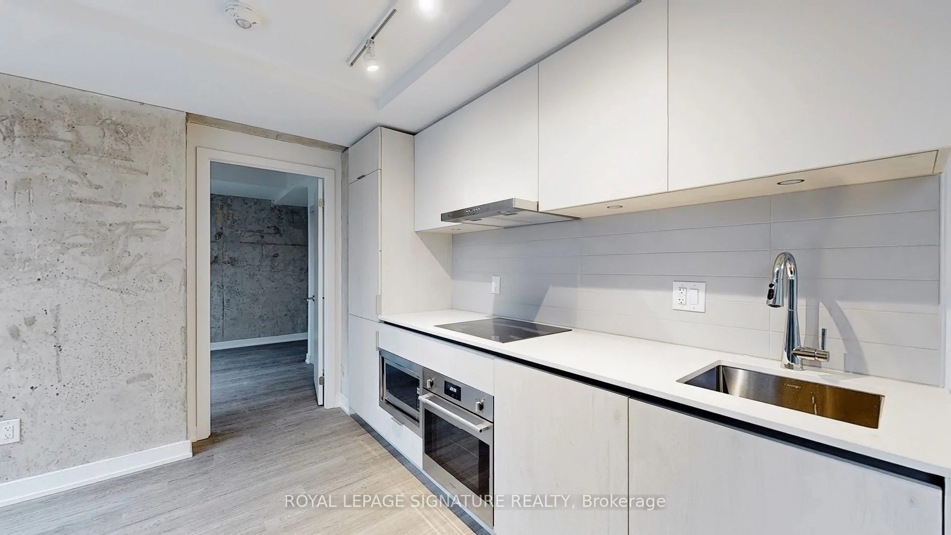47 Mutual Street 304, Toronto C08, ON M5B 0C6