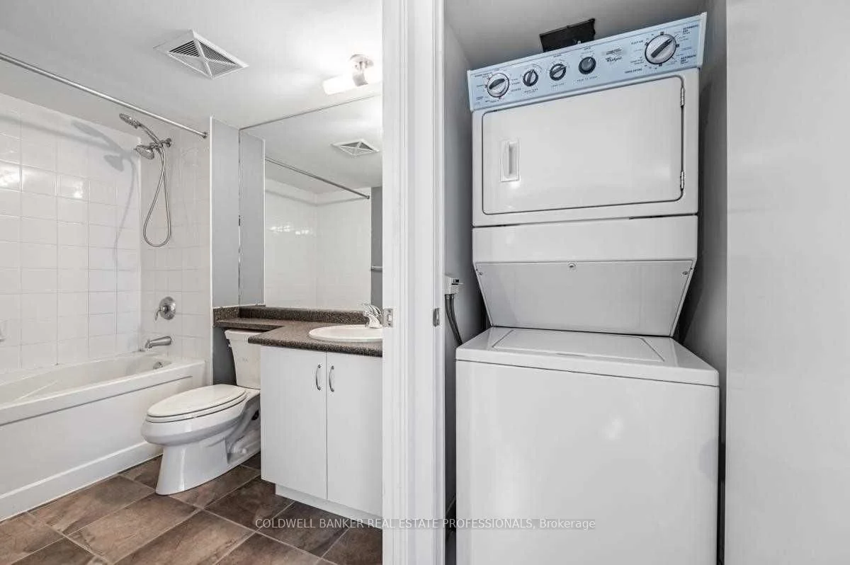 209 Fort York Boulevard 555, Toronto C01, ON M5V 4A1