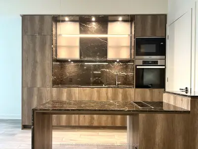 11 Yorkville Avenue 1609, Toronto C02, On M4w 1l2