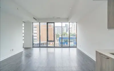 28 Wellesley Street E 305, Toronto C08, On M4y 0c4
