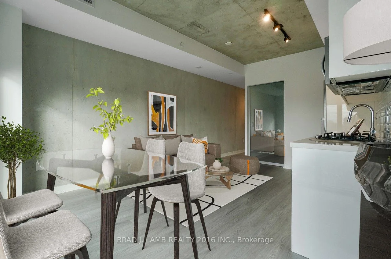 195 McCaul Street 601, Toronto C01, ON M5T 1W6