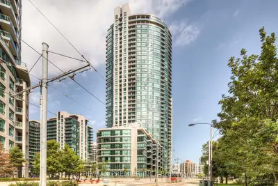 Condo Apartment in Toronto