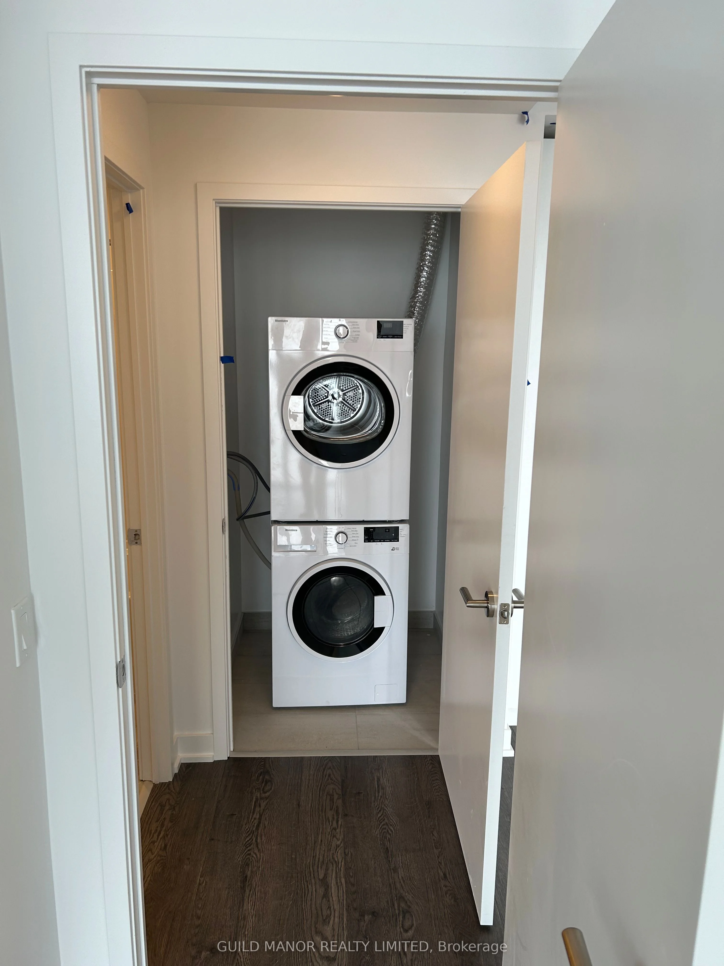 50 O'Neill Road 2205, Toronto C13, ON M3C 0H1