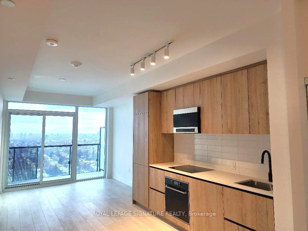 127 Broadway Avenue 2310, Toronto C10, On M4p 1v3