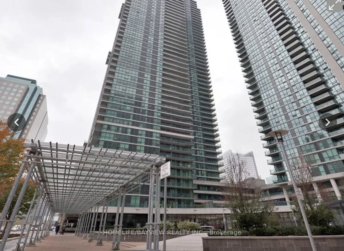 33 Bay Street 607, Toronto C01, On M5j 2z3