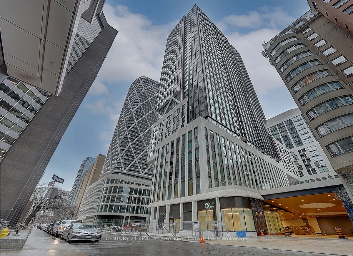 238 Simcoe Street 3809, Toronto C01, On M5t 0e2