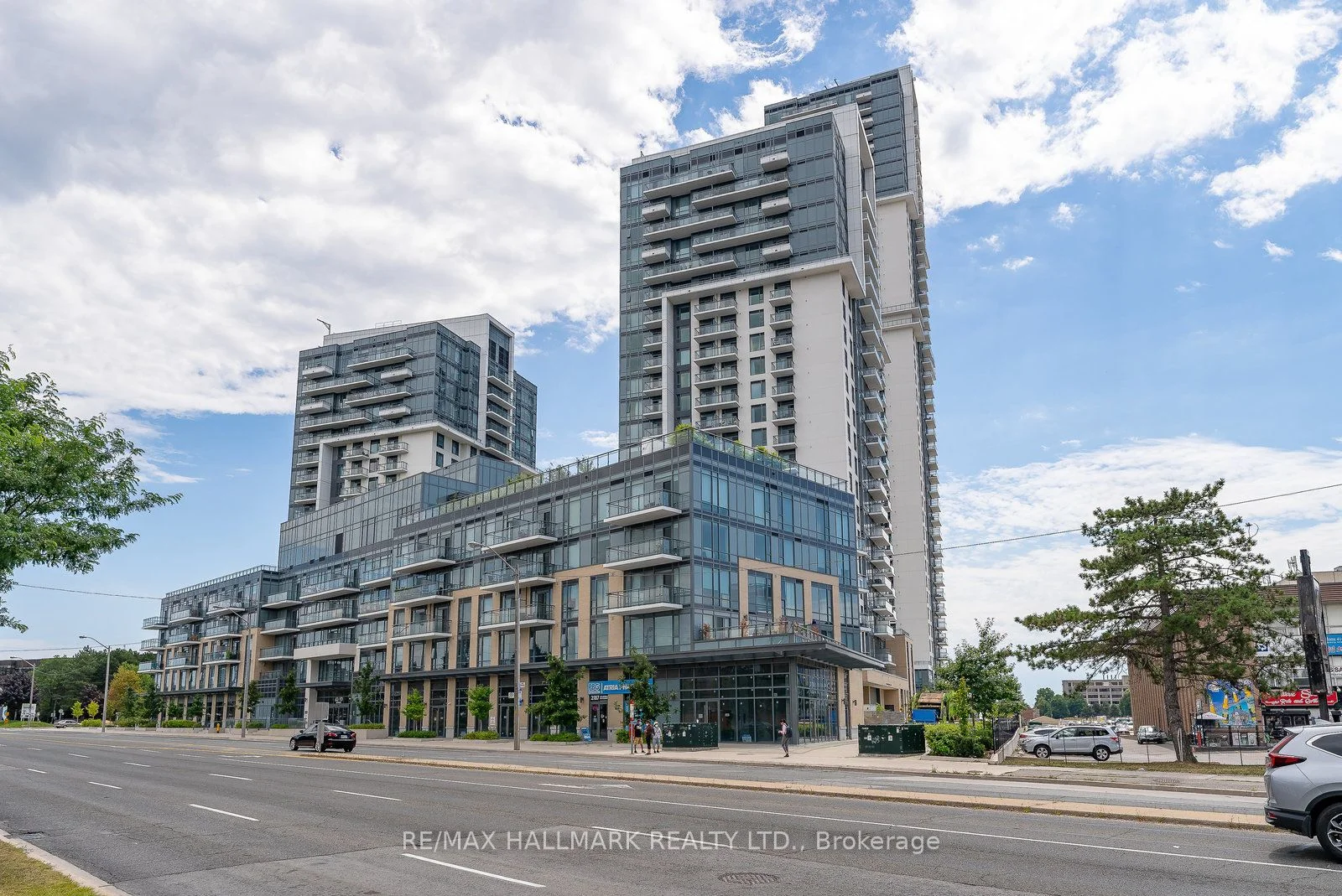 Condo Apartment in Toronto