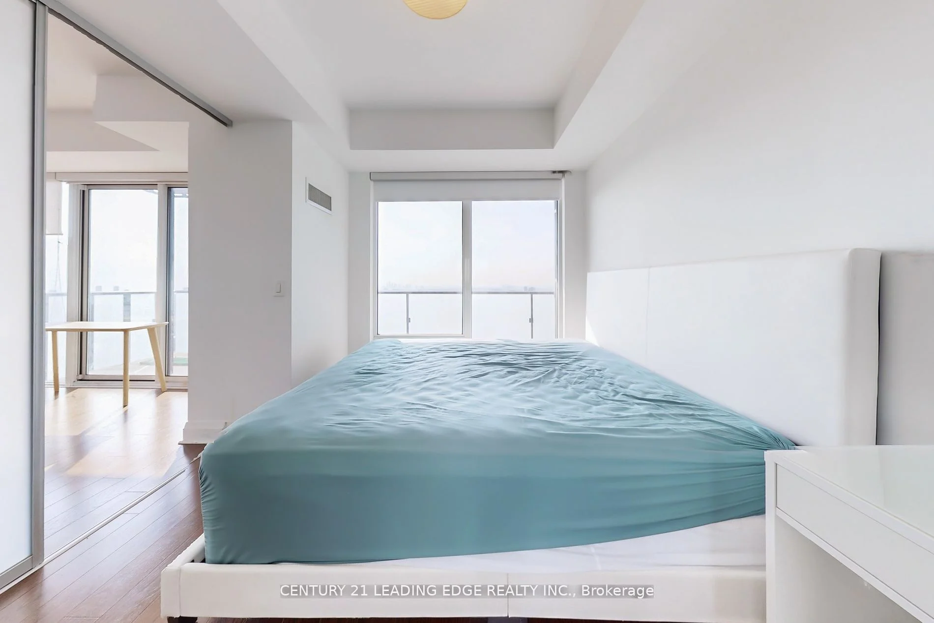 1080 Bay Street 3304, Toronto C01, ON M5S 0A5