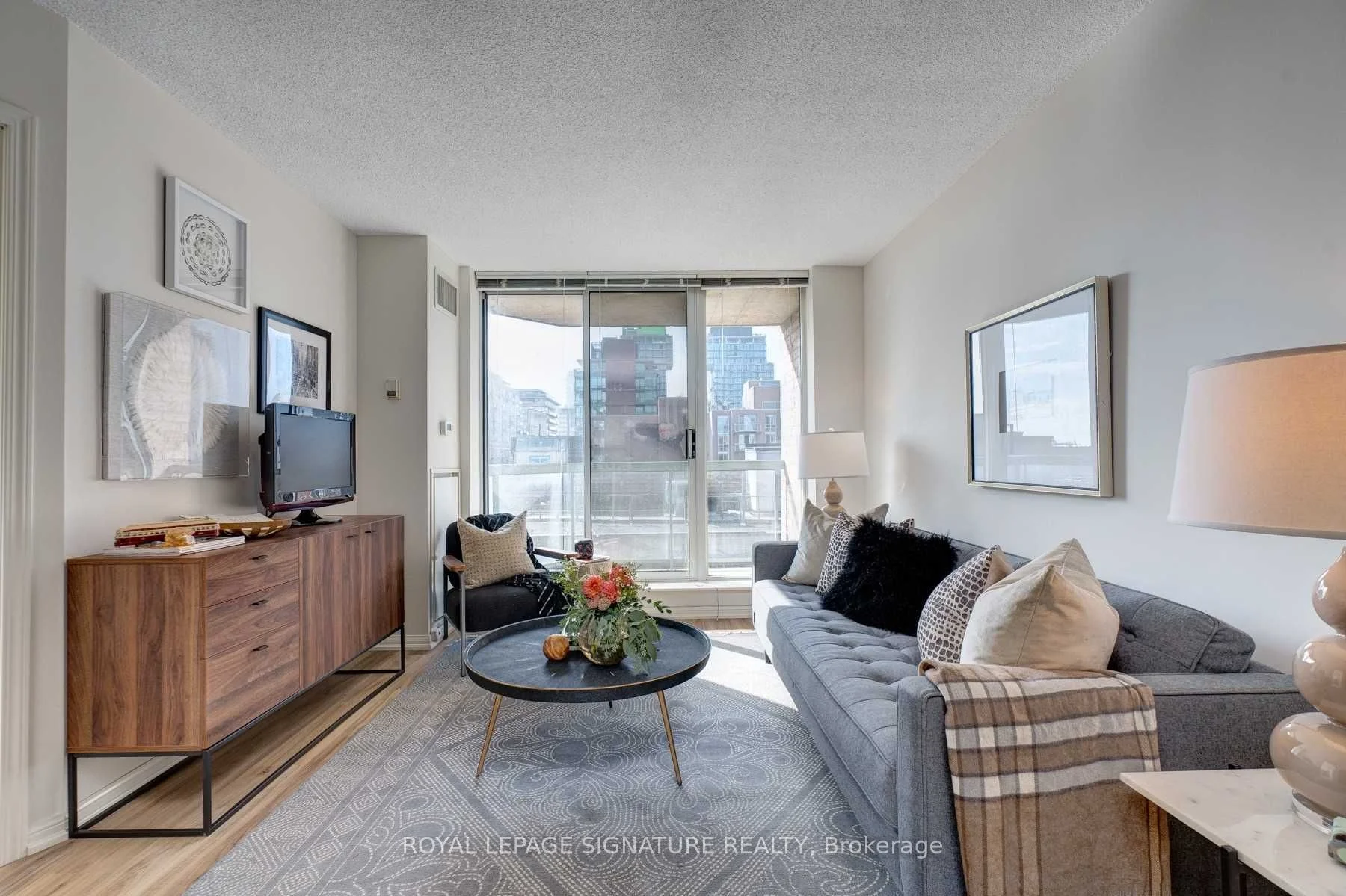 311 Richmond Street E 901, Toronto C08, On M5a 4s8