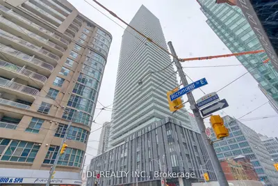 25 Richmond Street E 1512, Toronto C08, On M5c 0a6