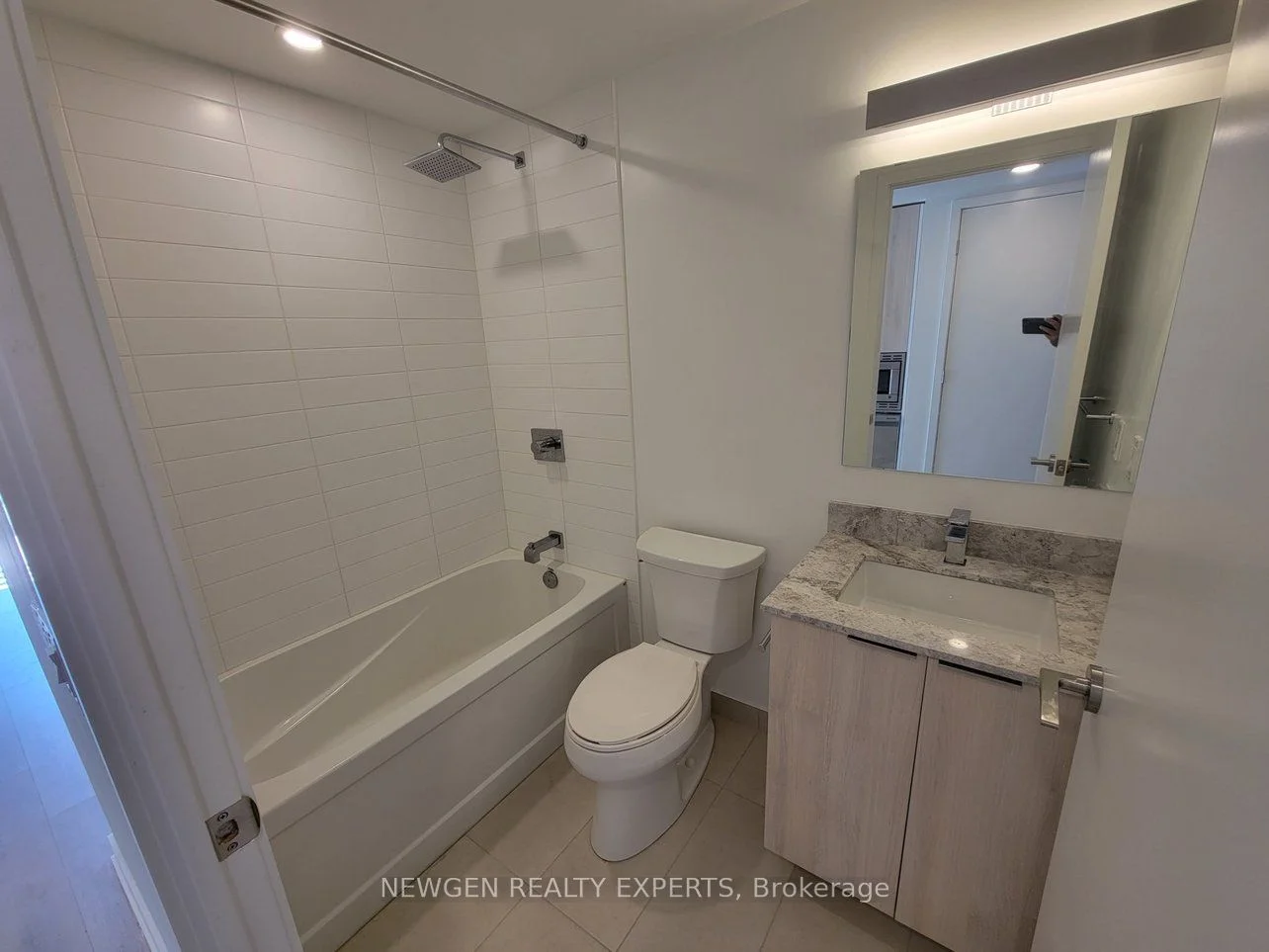 18 Maitland Terrace 1408, Toronto C08, ON M4Y 0H2