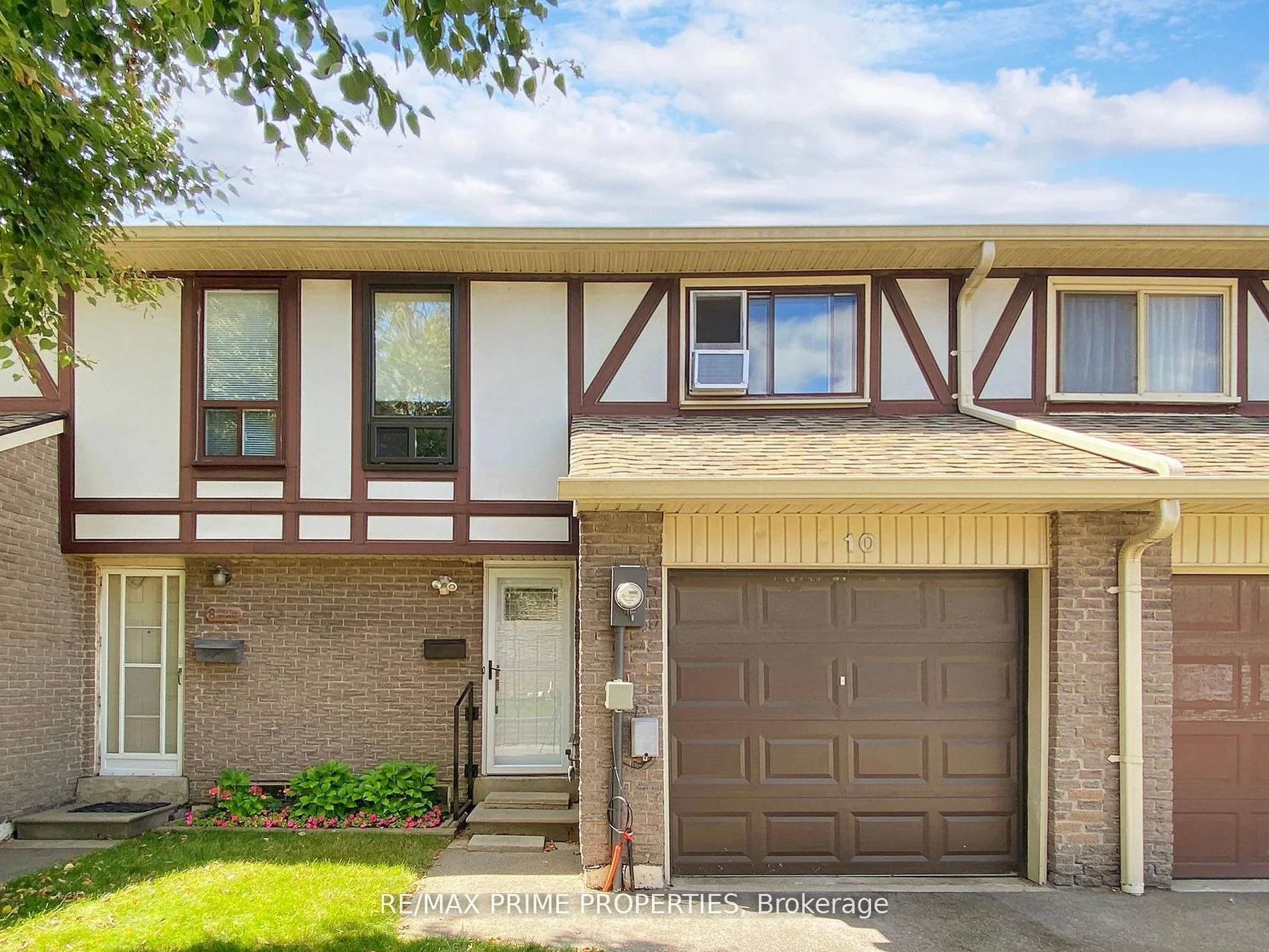 Condo Townhouse in Toronto