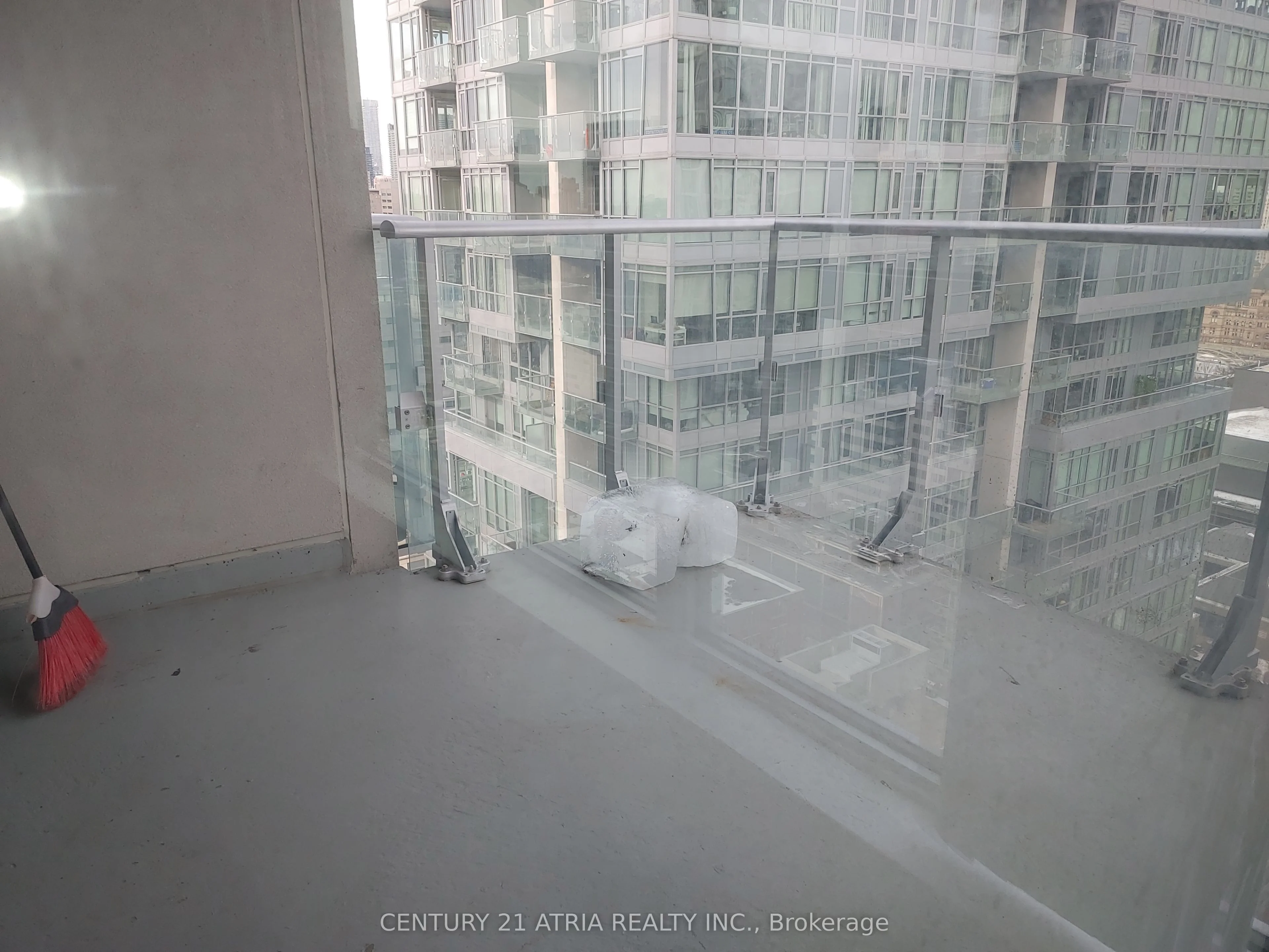 30 Nelson Street 2803, Toronto C01, ON M5V 0H5