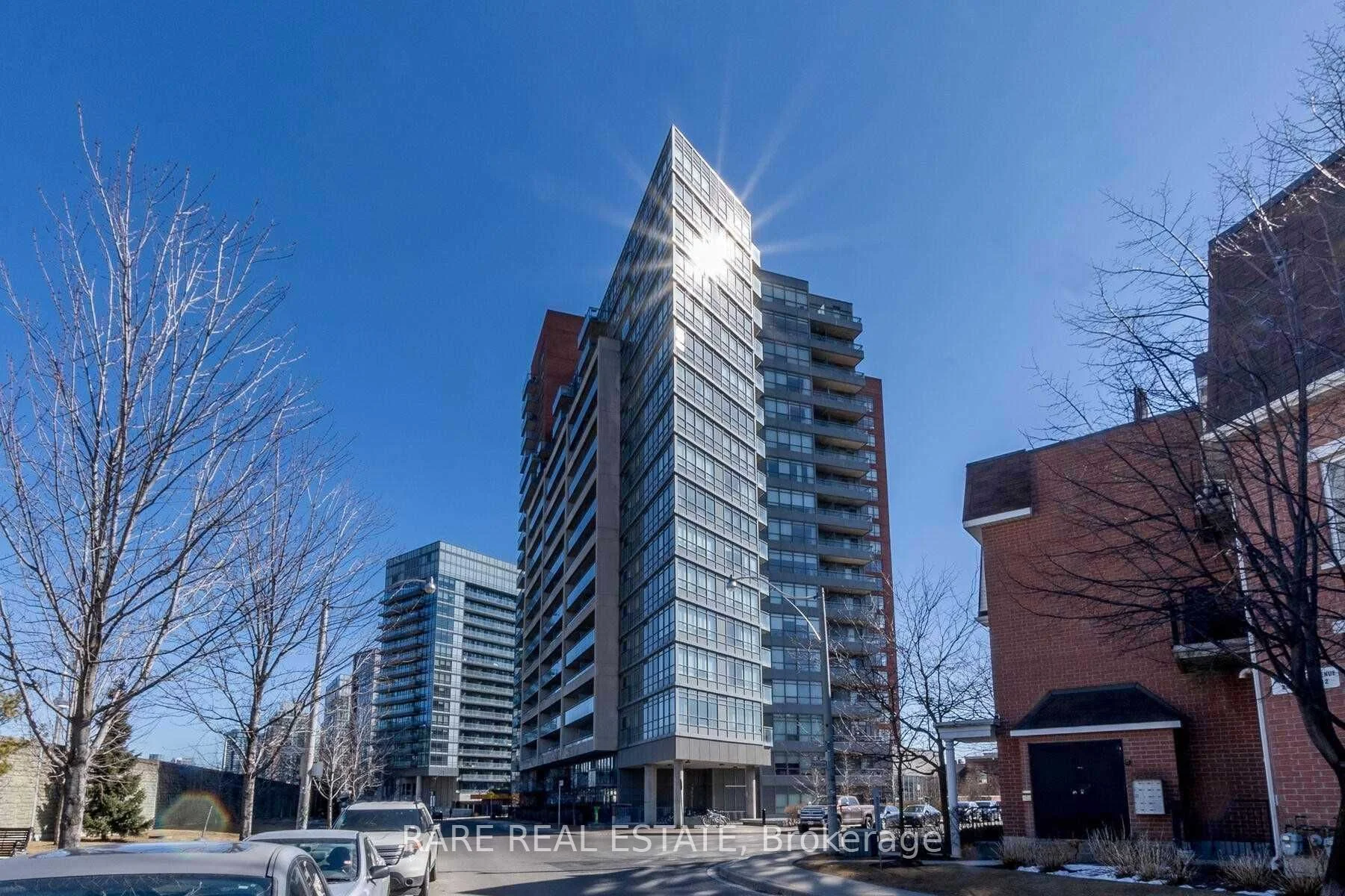 38 Joe Shuster Way 1415, Toronto C01, On M6k 0a5