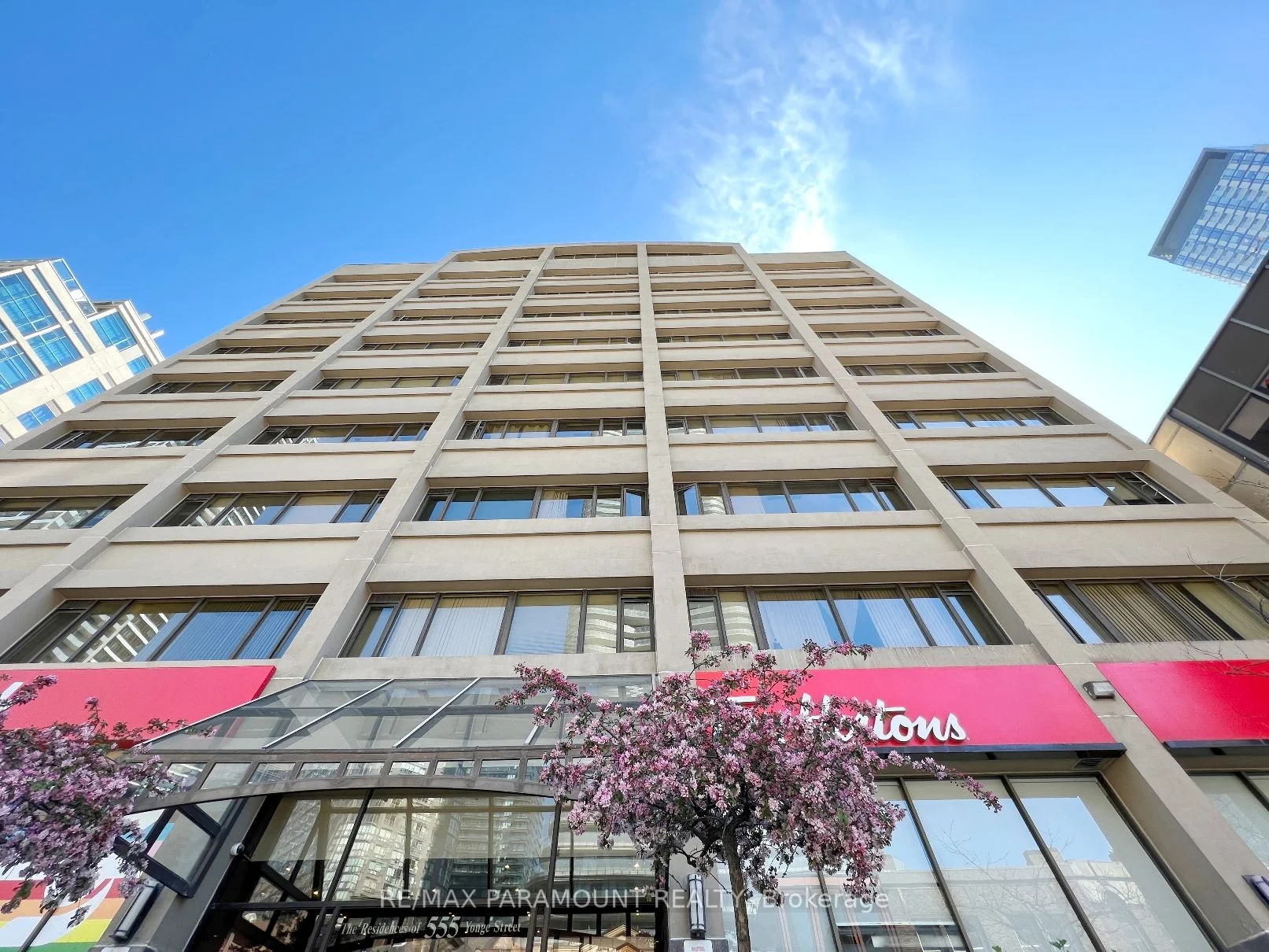 555 Yonge Street N #904, Toronto C08, On M4y 3a6