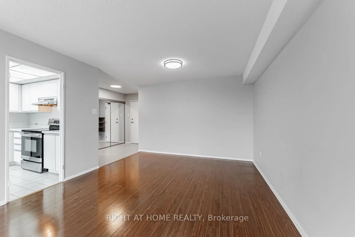 5460 YONGE Street 703, Toronto C07, ON M2N 6K7
