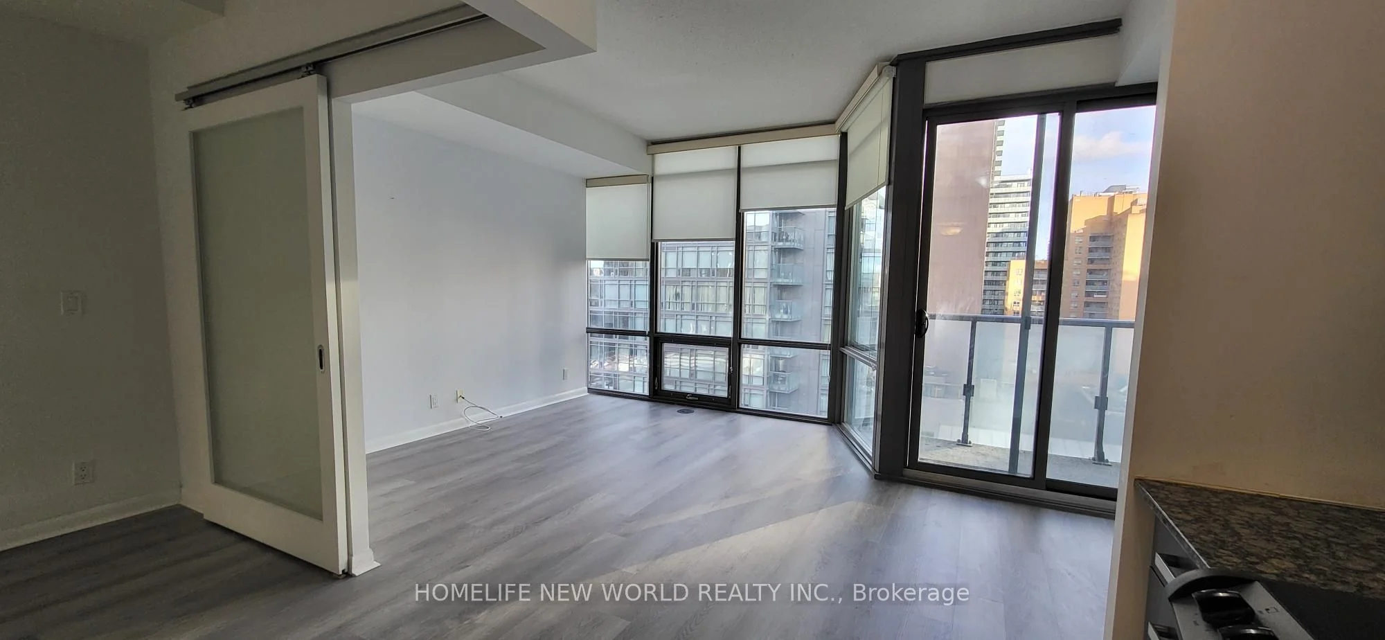 832 Bay Street 807, Toronto C01, On M5s 1z6