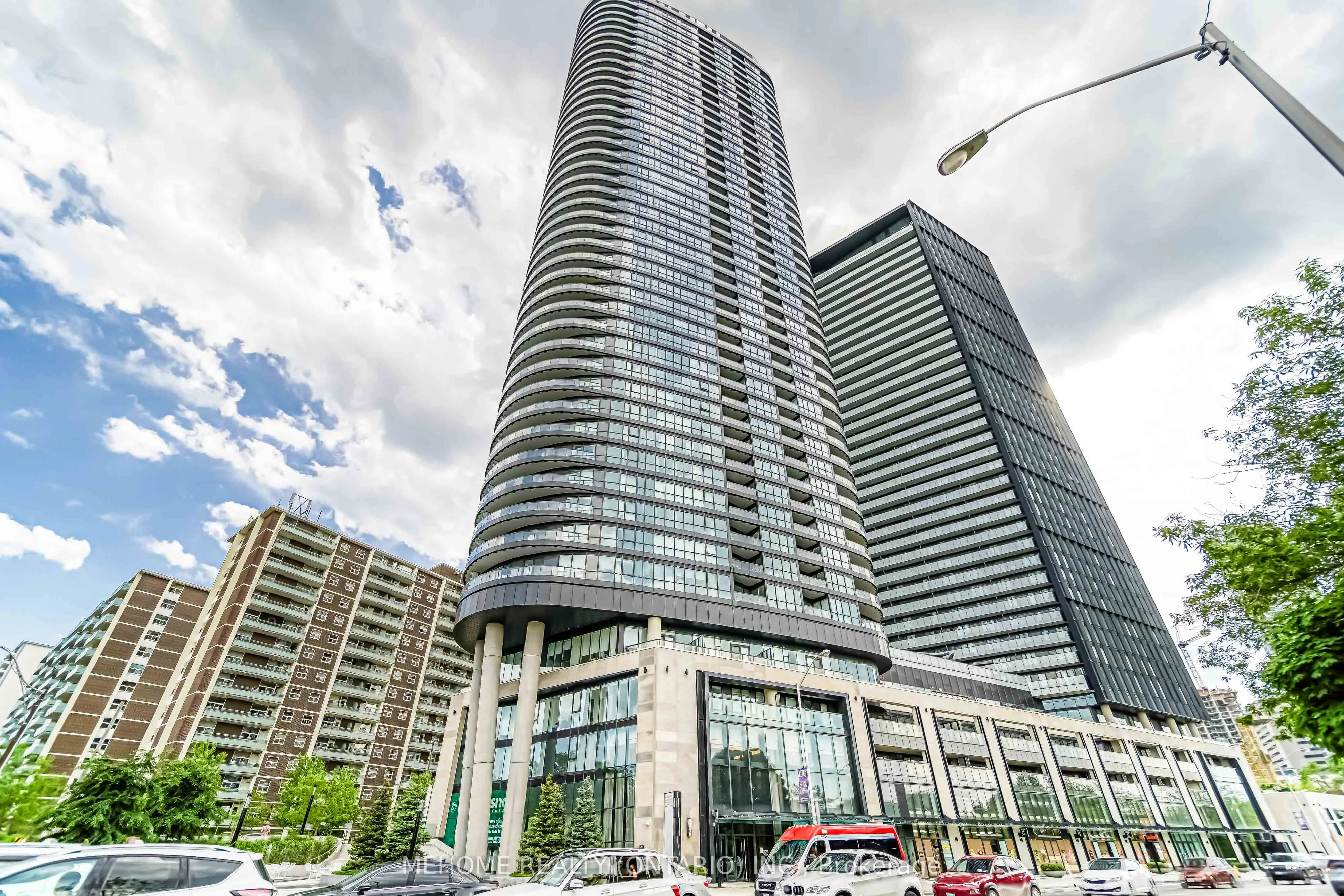 Condo Apartment in Toronto