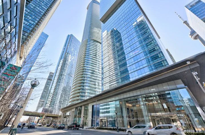 12 York Street 2011, Toronto C01, ON M5J 2Z2