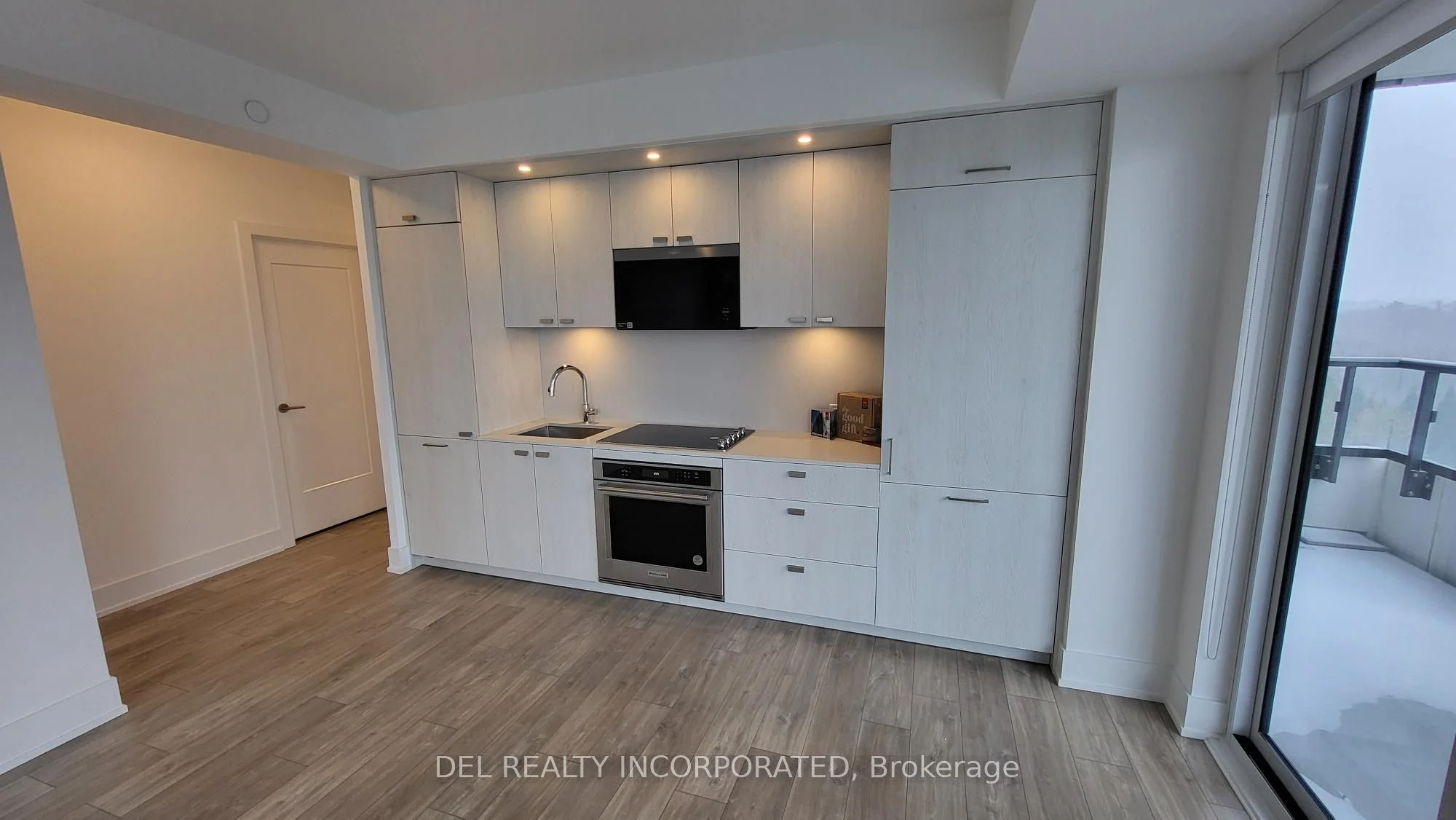 Condo Apartment in Toronto