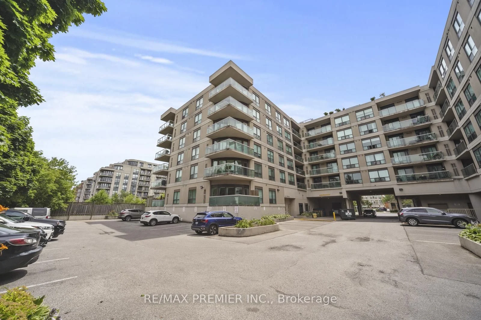 Condo Apartment in Toronto