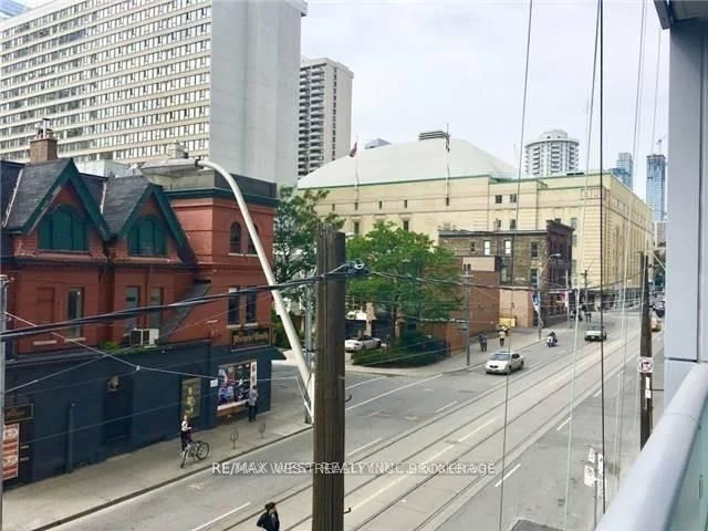 365 Church Street 207, Toronto C08, ON M5B 1Z9