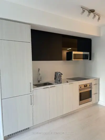 308 Jarvis Street 506, Toronto C08, On M5b 0e3