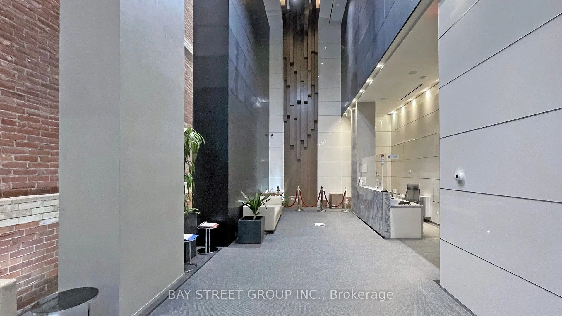 15 Grenville Street 4301, Toronto C01, ON M4Y 0B9