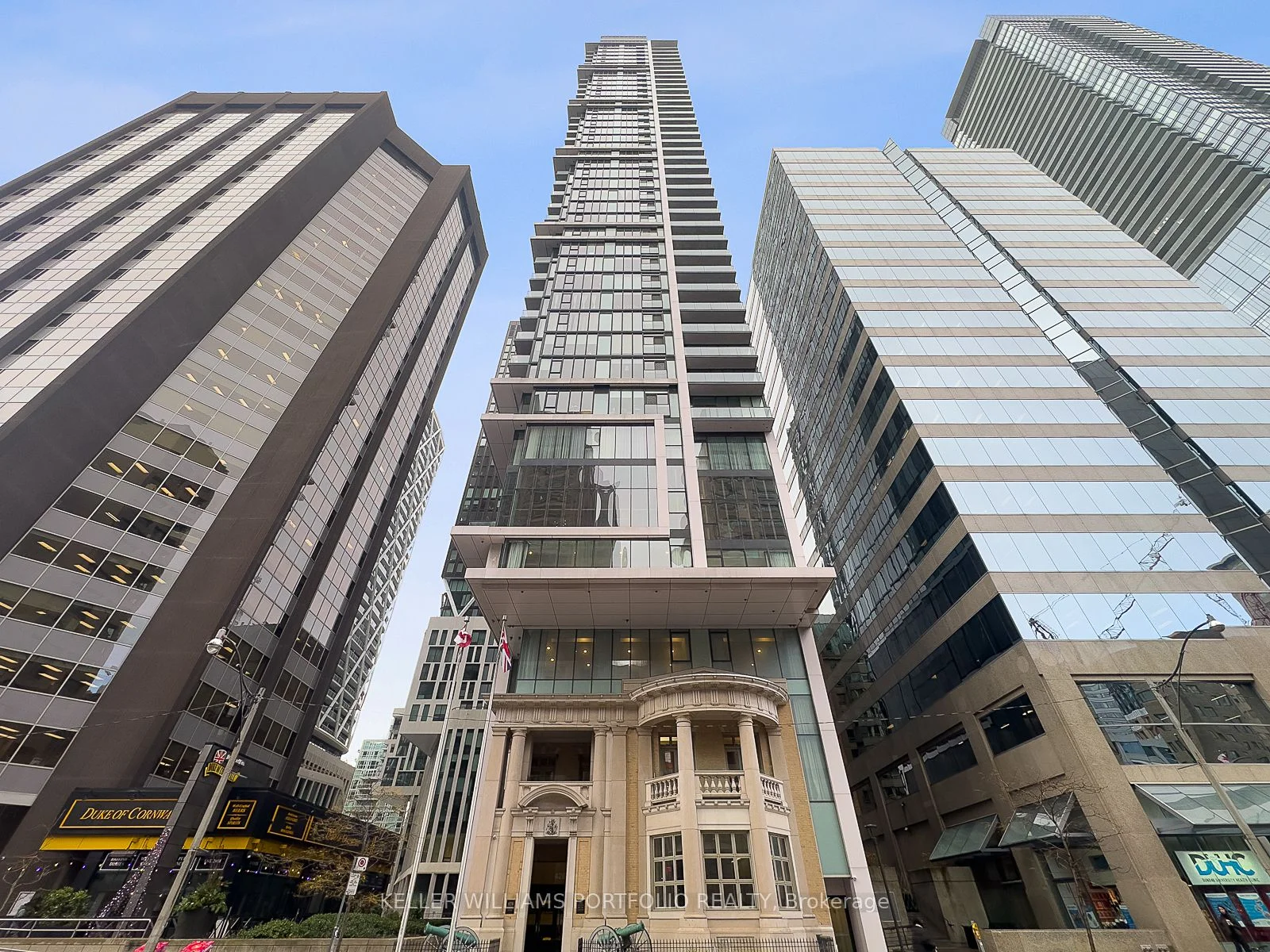 Condo Apartment in Toronto