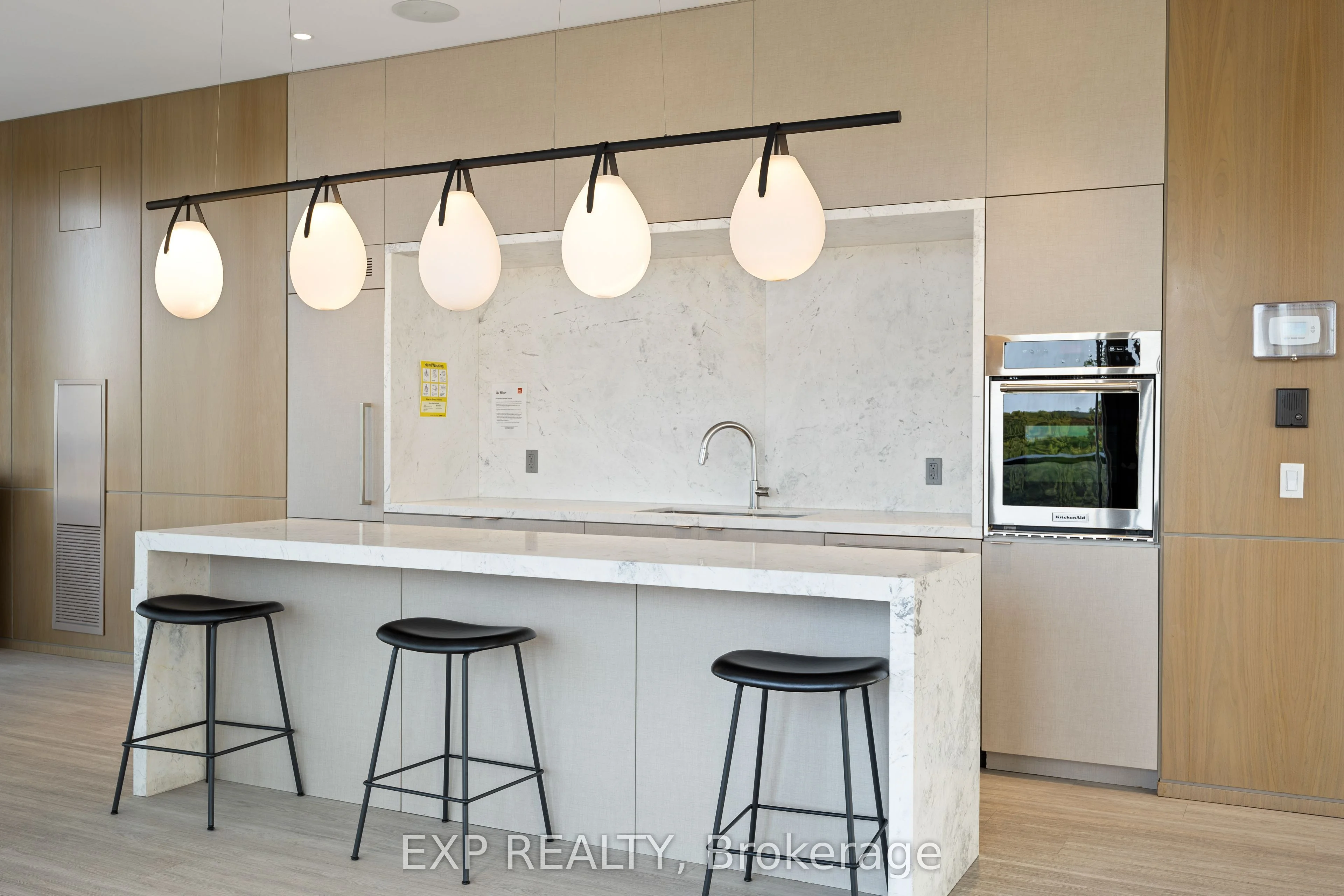 585 Bloor Street E 1223, Toronto C08, ON M4W 0B3