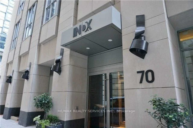 70 Temperance Street 4216, Toronto C01, On M5h 0c2