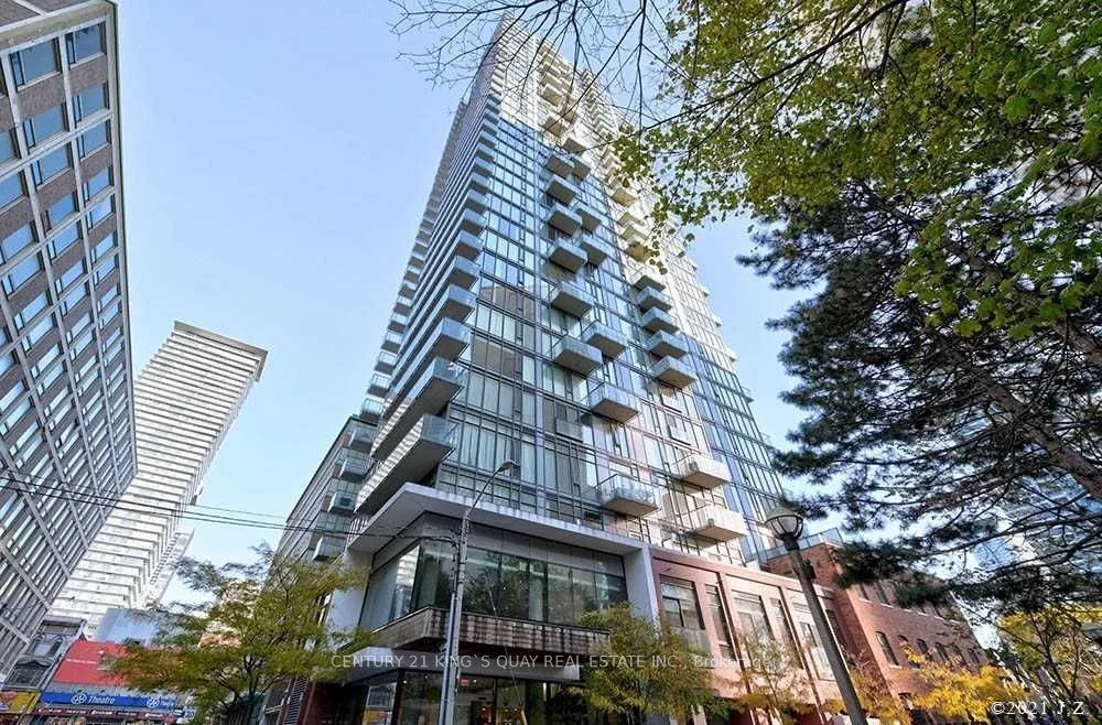75 St Nicholas Street 1405, Toronto C01, On M4y 0a5
