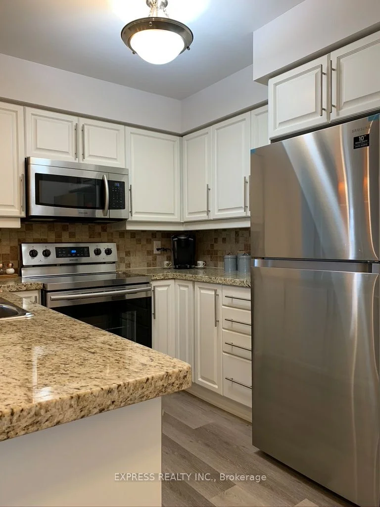 Condo Apartment in Toronto